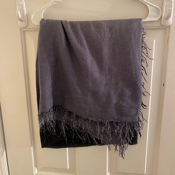 Gorgeous Grey Ombré Scarf - Picture 4 of 5